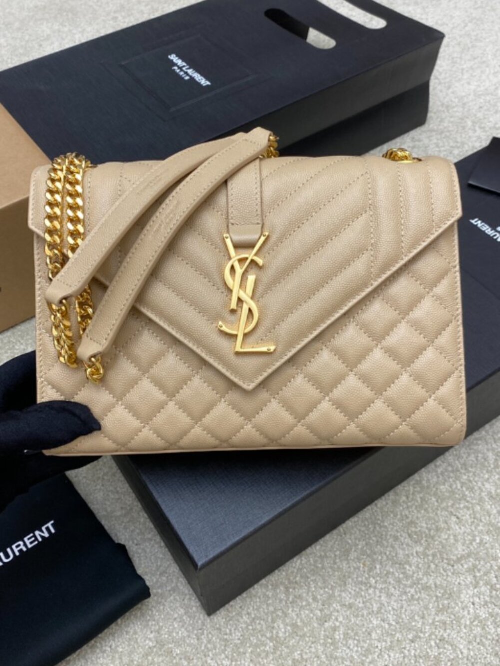 Yves Saint Laurent Bag